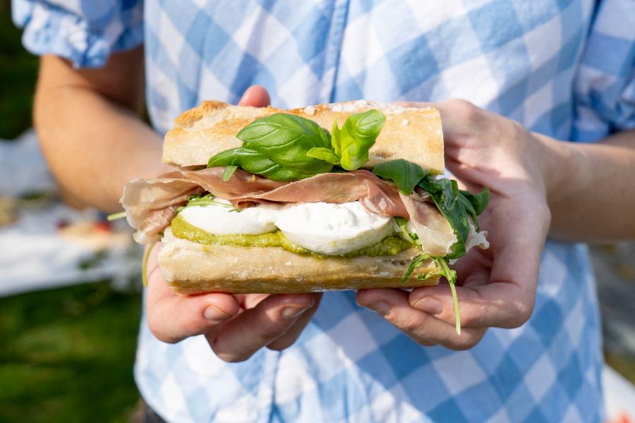 Baguetter med örtpesto & coppa